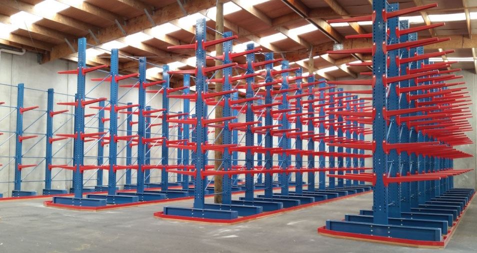 Entreposage Des rayonnages en porte-à-faux lourds